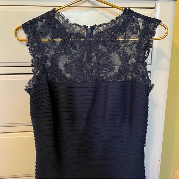 Tadashi Shoji Navy Blue Lace Dress Wedding Guest MOB Size Small NWOT Cocktail - Picture 5 of 13